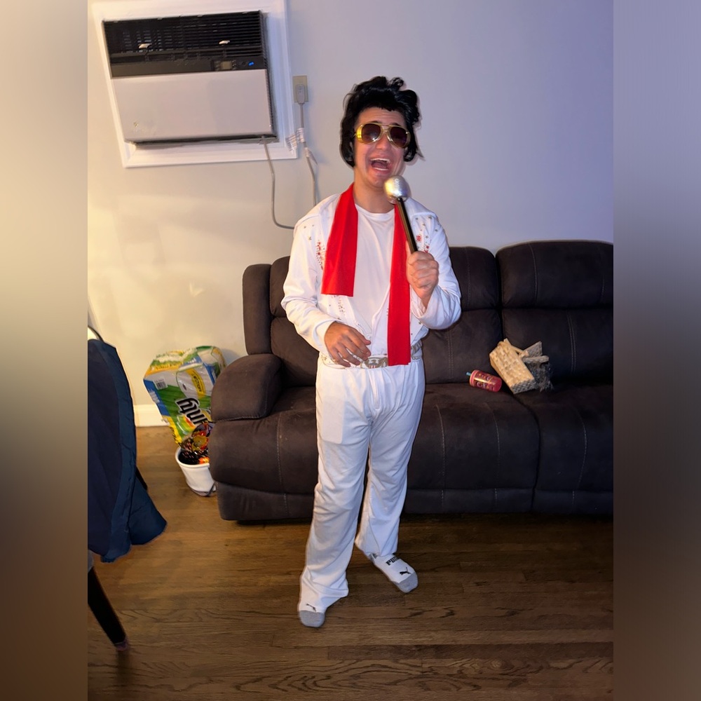 Elvis Costume - Picture 3 of 5